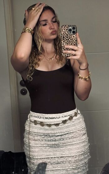 Full leaked Emma private photo