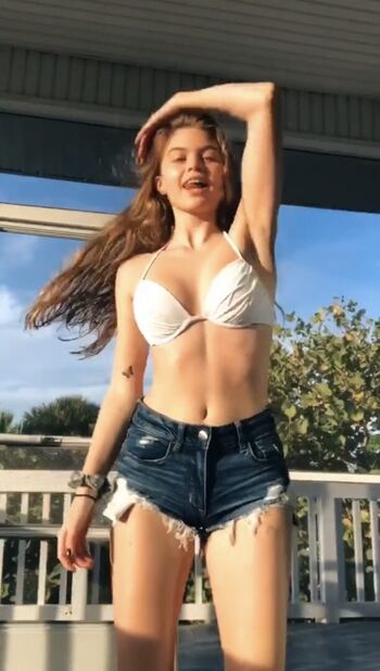 Full leaked Emma beardsley page private photo