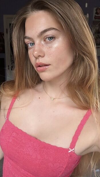 Full leaked Emma beardsley page private photo