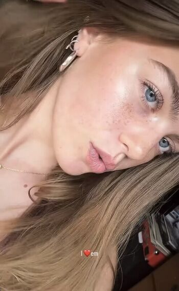 Full leaked Emma beardsley private photo