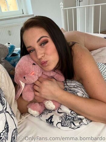 Full leaked Emma bombardo page private photo