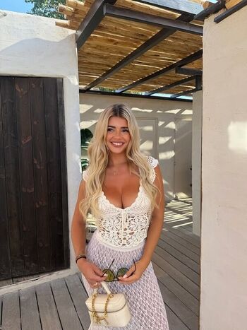 Full leaked Emma bourson private photo