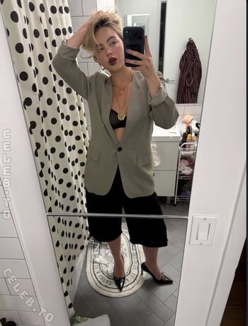 Full leaked Emma brooks private photo