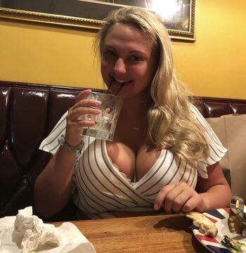 Full leaked Emma burzynski page private photo