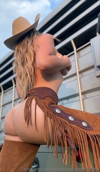 Full leaked Emma claire page private photo