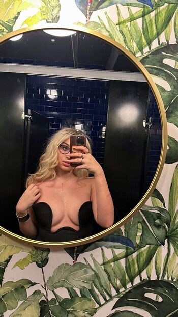 Full leaked Emma furgueson private photo