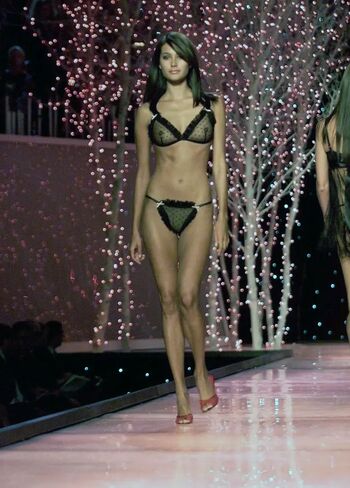 Full leaked Emma heming willis private photo