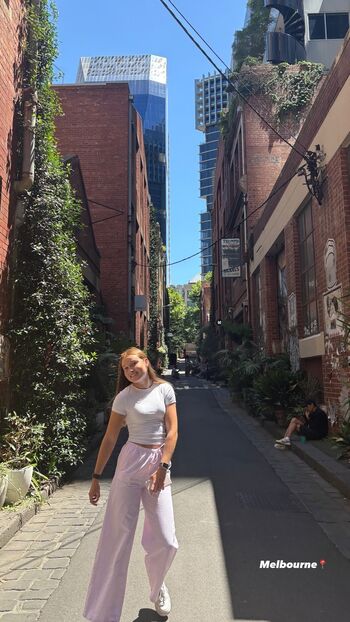 Emma Lee