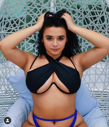 Full leaked Emma mccue private photo