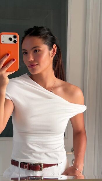 Full leaked Emma raducanu private photo