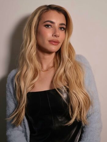 Full leaked Emma roberts private photo