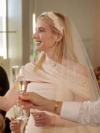 Full leaked Emma roberts private photo