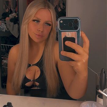 Full leaked Emma solander private photo