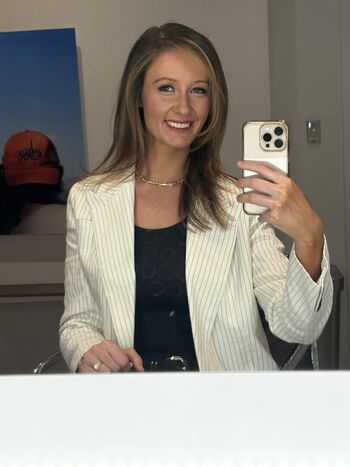 Full leaked Emma vigeland private photo