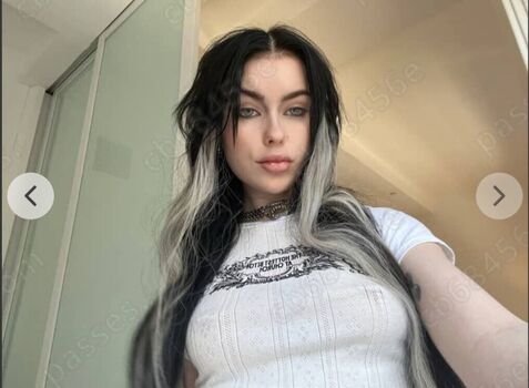 Full leaked Emmanorton private photo