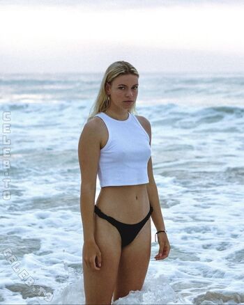 Full leaked Emmi schmidt page private photo