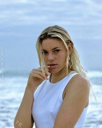 Full leaked Emmi schmidt private photo