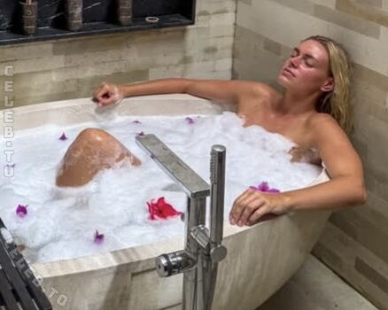 Full leaked Emmi schmidt private photo