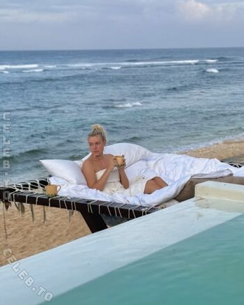 Full leaked Emmi schmidt private photo