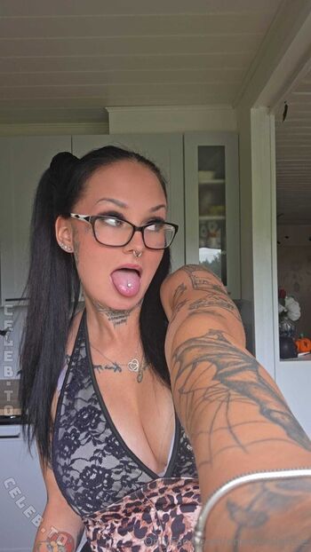 Full leaked Emmi viola private photo