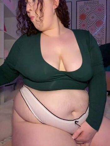 Full leaked Emmierae private photo