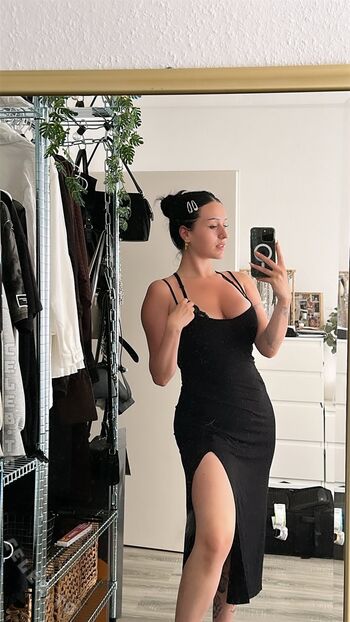 Full leaked Emmo ig page private photo