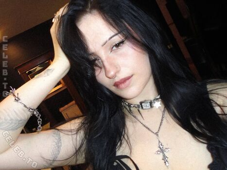 Leaked Courtney hansen / private photo viral onlyfans