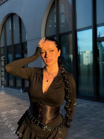 Leaked Iris vallarani/ private photo viral onlyfans