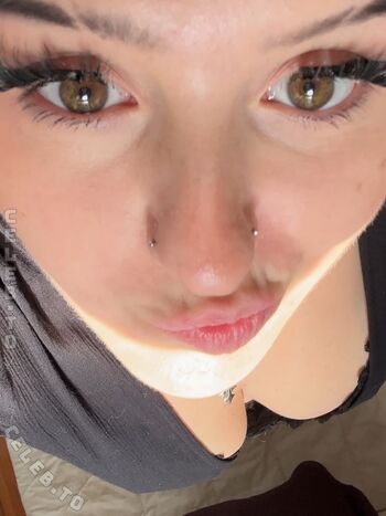 Leaked Momocat w/ private photo viral onlyfans