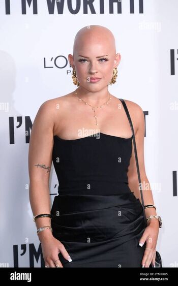 Full leaked Emmy combs private photo
