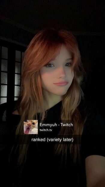 Full leaked Emmyuh page private photo