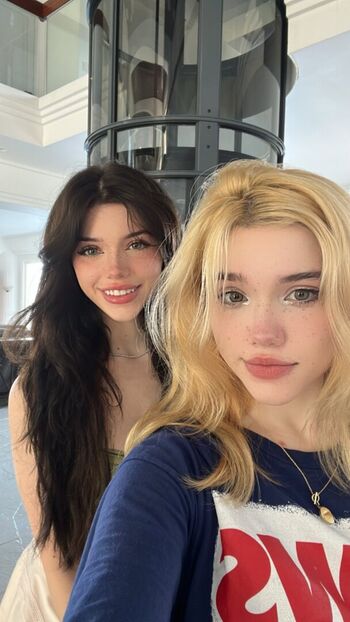 Full leaked Emmyuh private photo