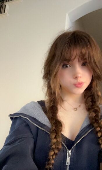 Full leaked Emmyuh private photo