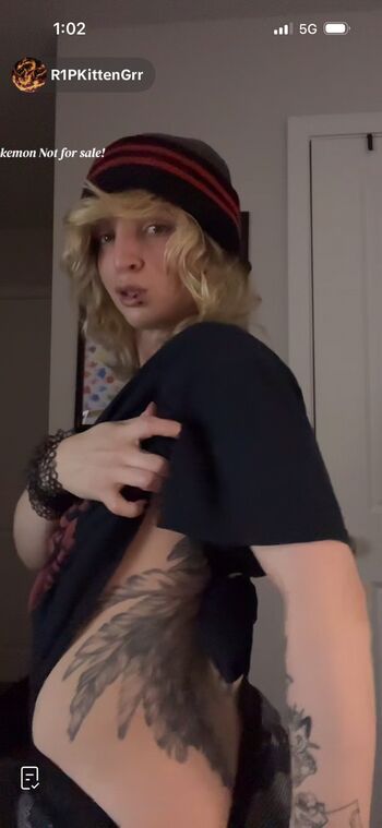 Full leaked Emo eevee private photo