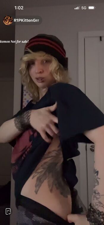 Full leaked Emo eevee private photo