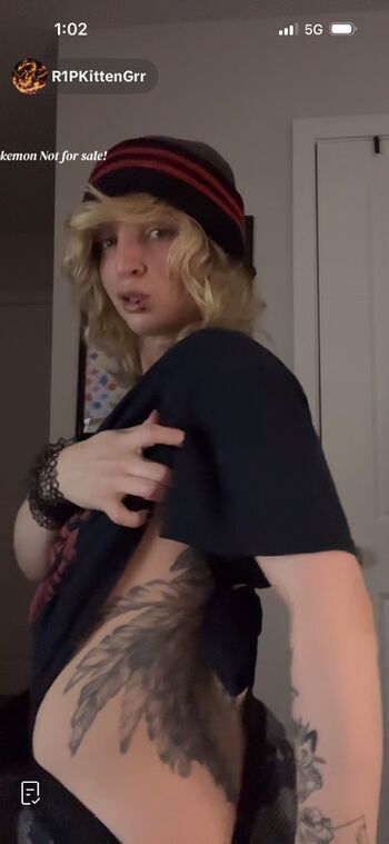 Full leaked Emo eevee private photo