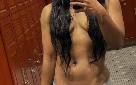 Full leaked Emorie private photo