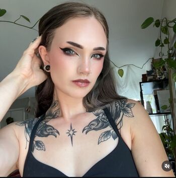Full leaked Empresssolo private photo