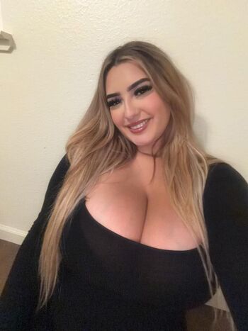 Full leaked Emptycupcakee private photo