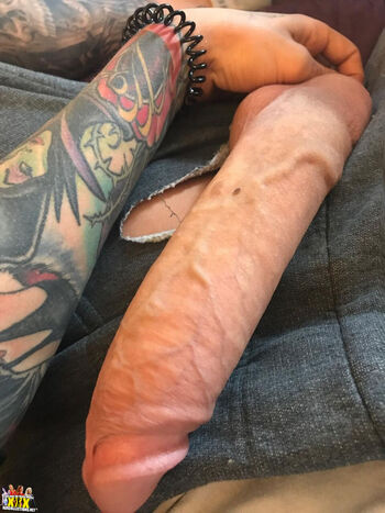 Full leaked Emy lee private photo