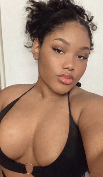 Full leaked Emy xssss private photo