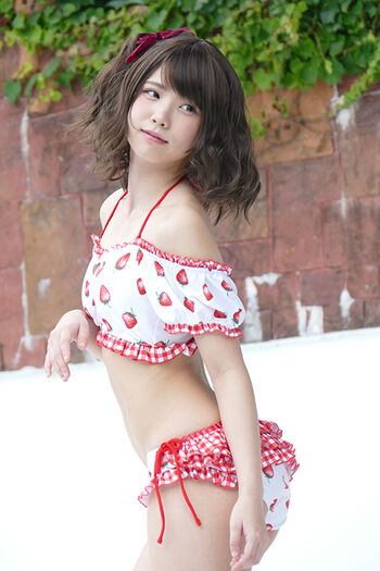Full leaked Enako page private photo