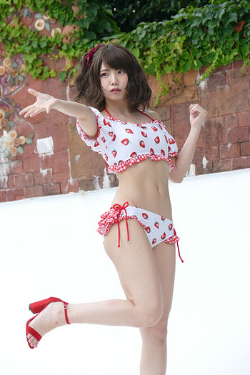 Full leaked Enako page private photo