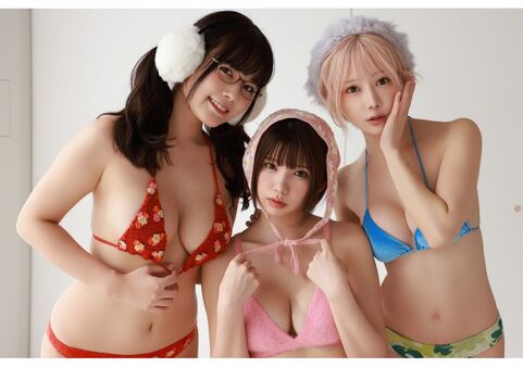 Full leaked Enako page private photo