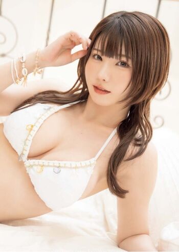 Full leaked Enako private photo