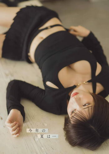 Full leaked Enako private photo