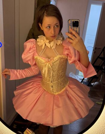 Full leaked Endomarf private photo