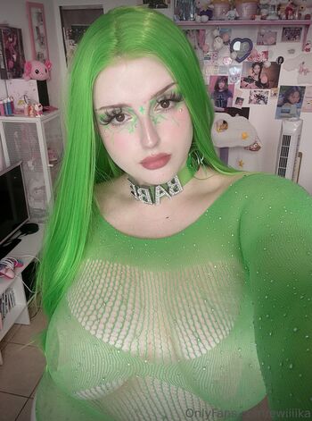 Full leaked Eriiiikaax private photo