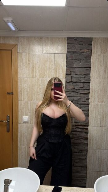 Full leaked Erika magallanes private photo