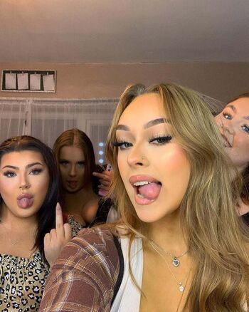 Full leaked Erin crow private photo